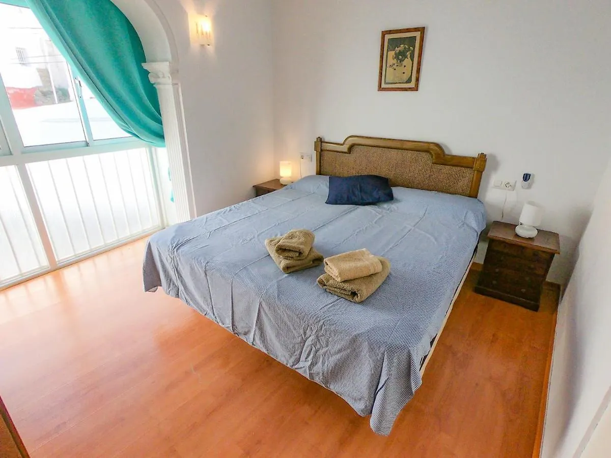 Baluarte Conil Town House With Roof Terrace And Sea View In Barrio De Los Pescadores Conil De La Frontera 0*,