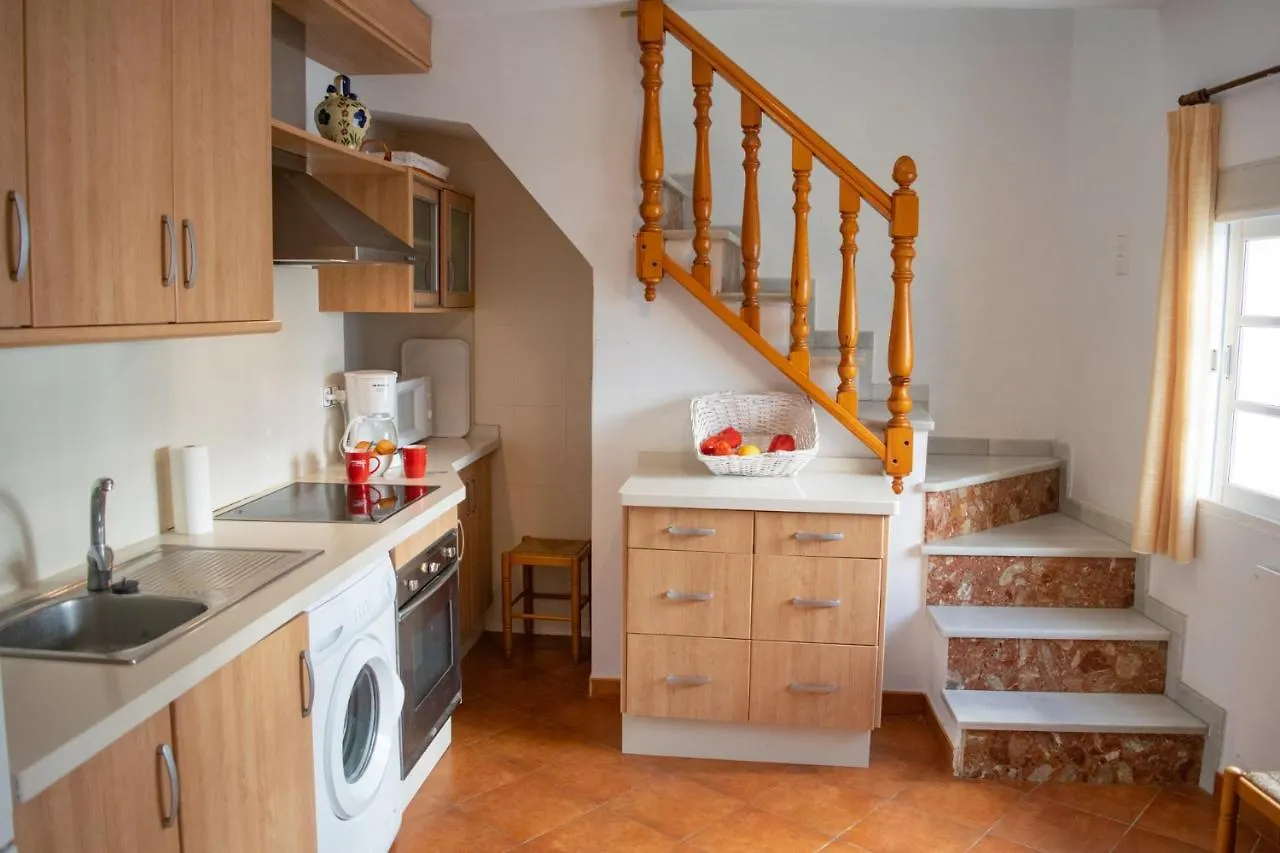 Apartmán Baluarte Conil Town House With Roof Terrace And Sea View In Barrio De Los Pescadores Conil De La Frontera